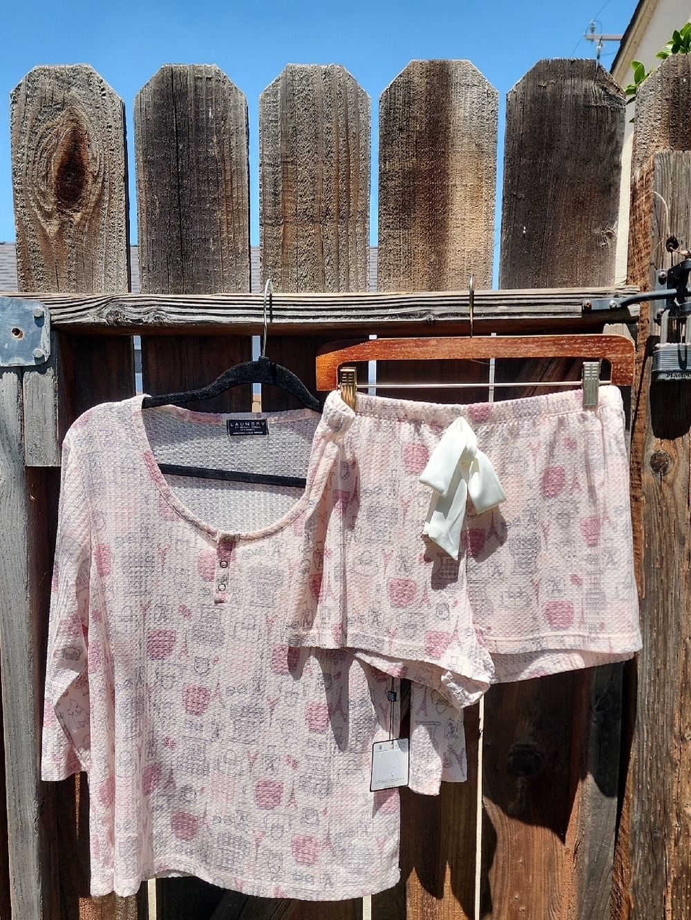 New Laundry by Shelli Segal Pink Cream Printed Waffle Knit Henley Top & Shorts